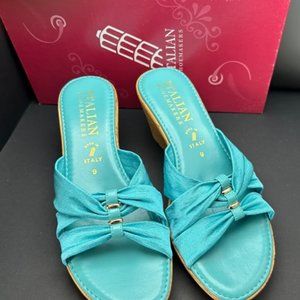 Italian Shoemakers "Grayson" Beautiful Turquoise Sandals
